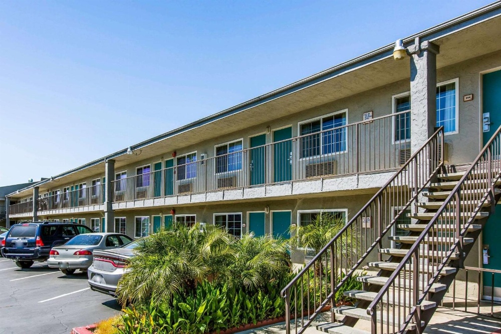 Queen Room with Two Queen Beds - Accessible/Non-Smoking 